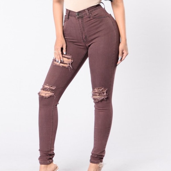 Fashion Nova Denim - Fashion Nova Frontin Burgundy Distressed Jeans